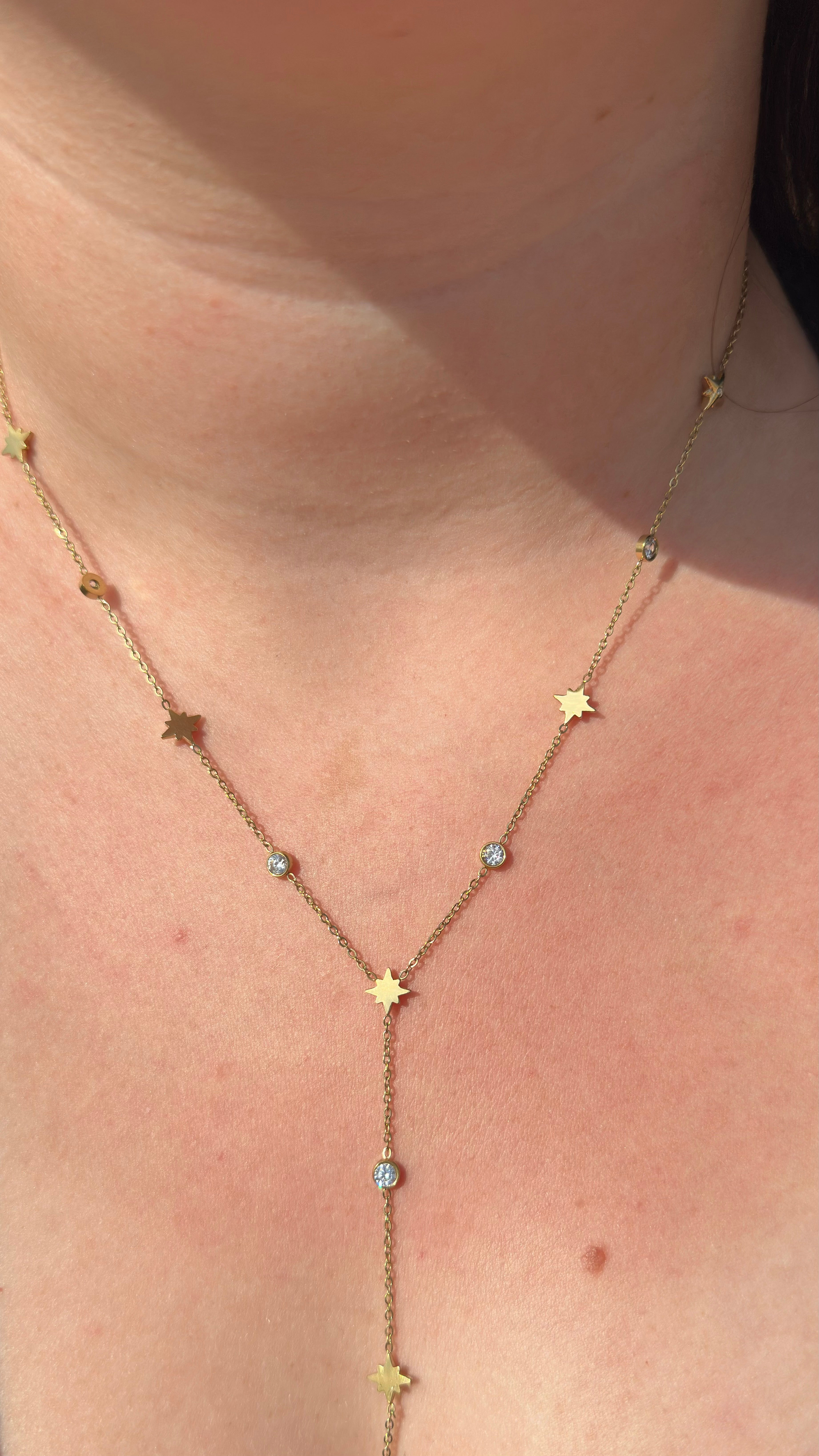 Mona / Collier