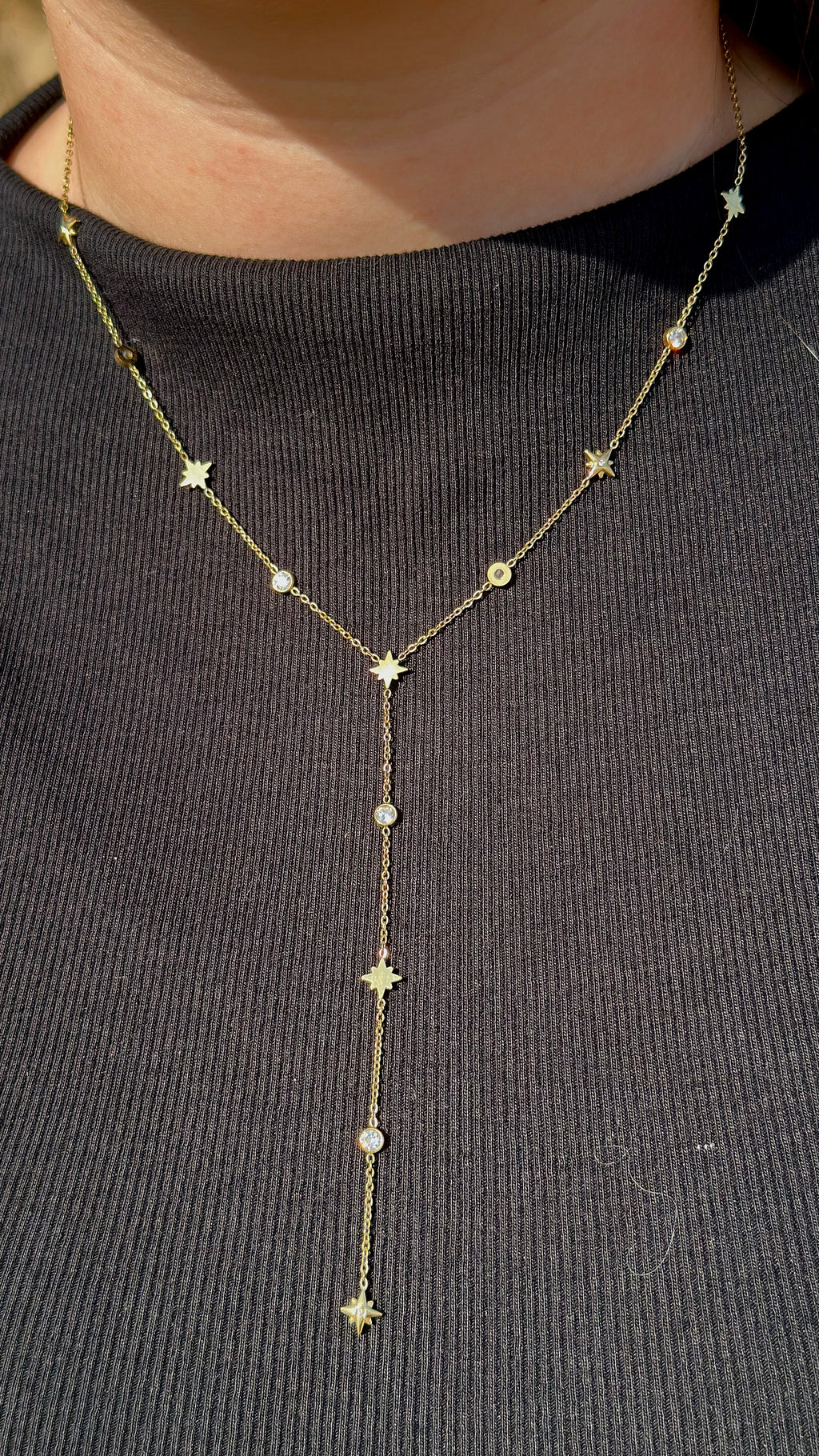 Mona / Collier