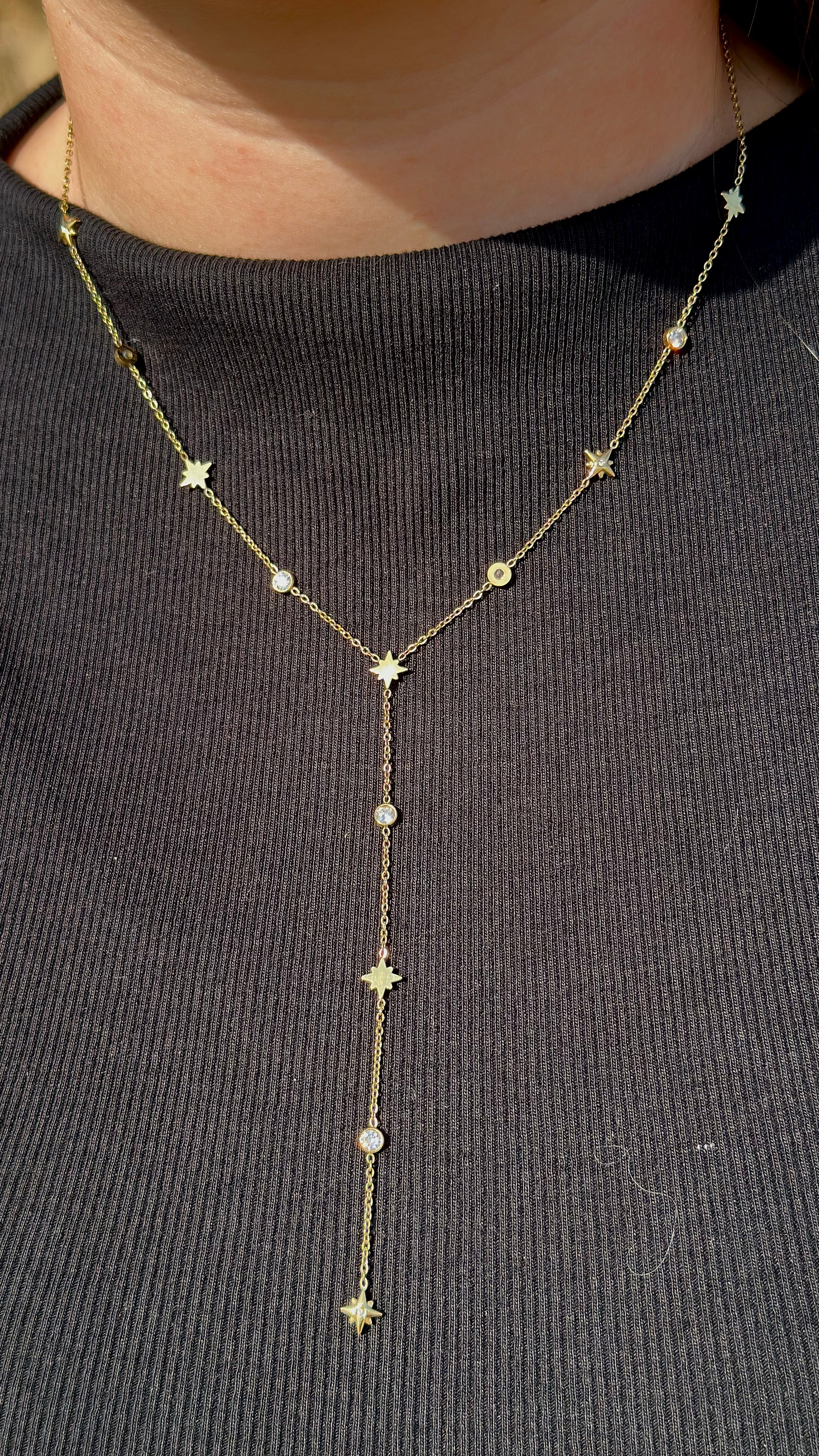 Mona / Collier